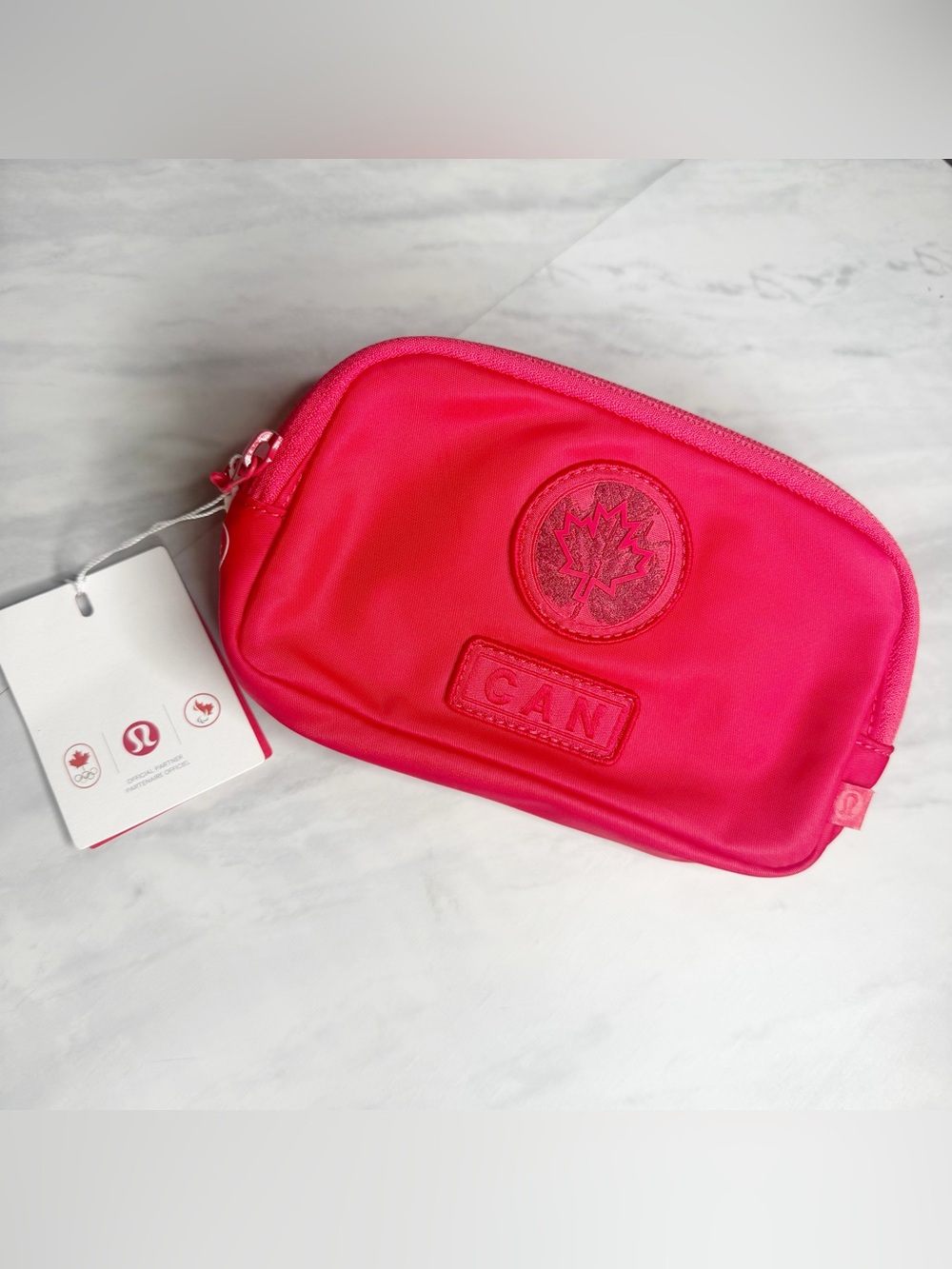 lululemon athletica Canada Red Maple Patch Belt Bag New